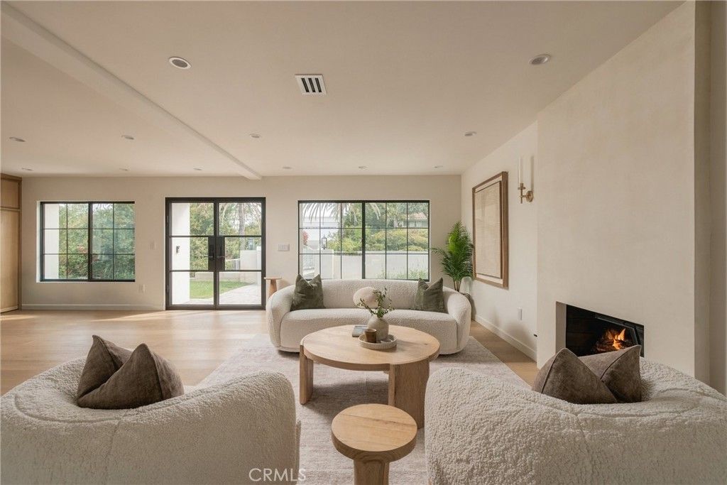 4335 Chaumont Road, Woodland Hills, CA 91364 — photo 4