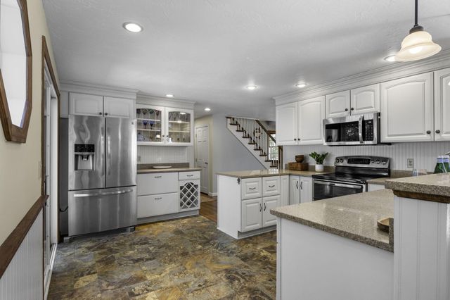 40 Squirrel Run, Eastham, MA 02642