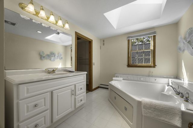 40 Squirrel Run, Eastham, MA 02642