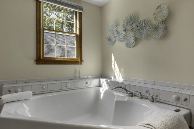 40 Squirrel Run, Eastham, MA 02642