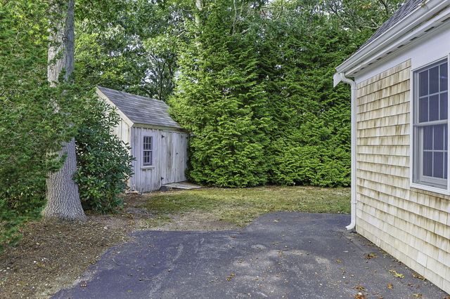 40 Squirrel Run, Eastham, MA 02642