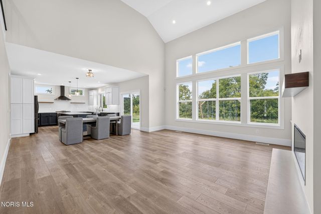 3945 Legacy Trail, Sylvania, OH 43560