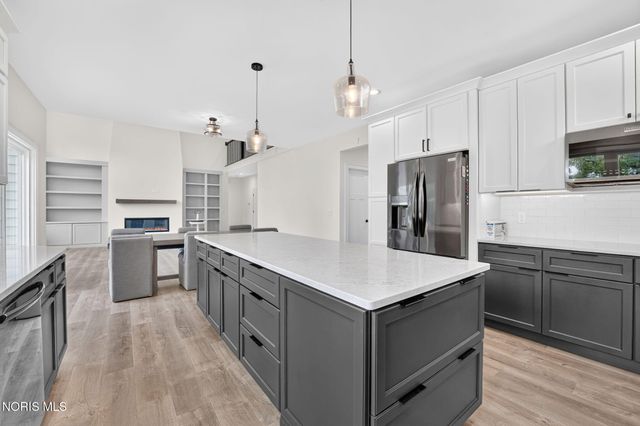 3945 Legacy Trail, Sylvania, OH 43560
