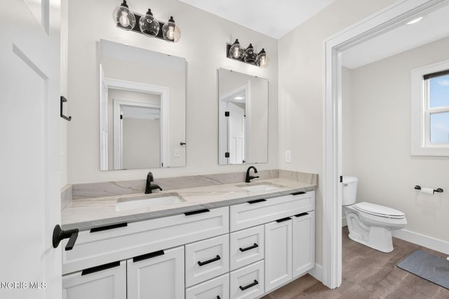 3945 Legacy Trail, Sylvania, OH 43560