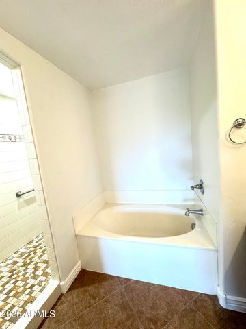 5450 E DEER VALLEY Drive 3023, Phoenix, AZ 85054