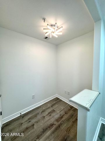 5450 E DEER VALLEY Drive 3023, Phoenix, AZ 85054