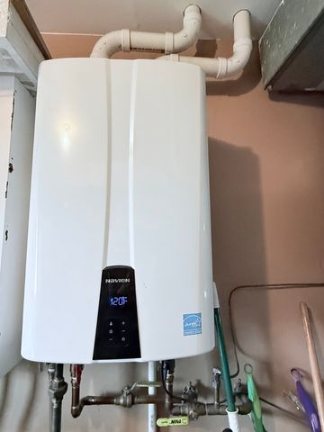 28 W Devon Avenue, Glendale Heights, IL 60139