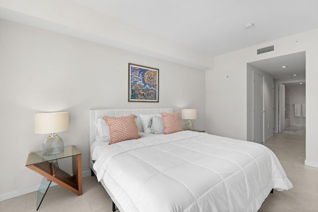 401 N Birch Road 1102, Fort Lauderdale, FL 33304