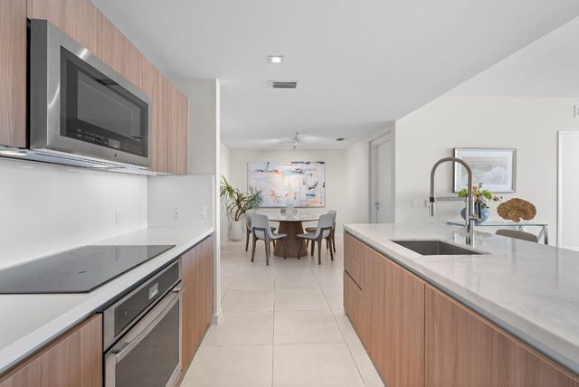 401 N Birch Road 1102, Fort Lauderdale, FL 33304