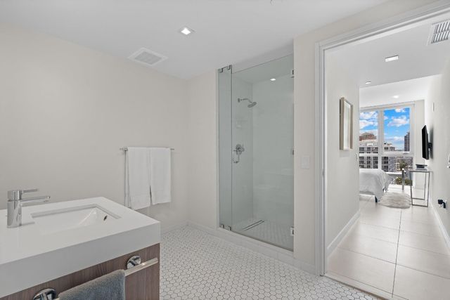 401 N Birch Road 1102, Fort Lauderdale, FL 33304