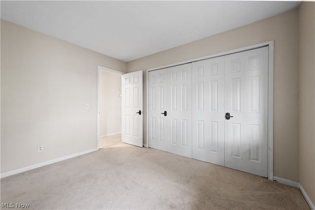 550 Tollis Pky 307, Broadview Heights, OH 44147