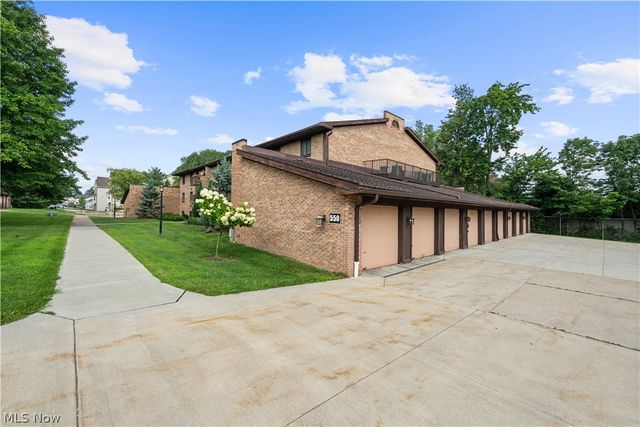 550 Tollis Pky 307, Broadview Heights, OH 44147