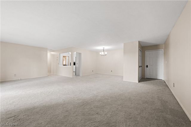 550 Tollis Pky 307, Broadview Heights, OH 44147