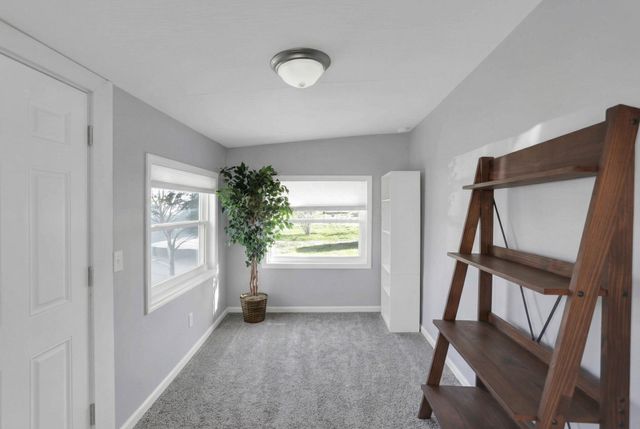 24 Maple Avenue, Thornville, OH 43076