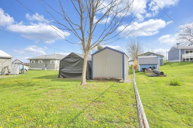 24 Maple Avenue, Thornville, OH 43076