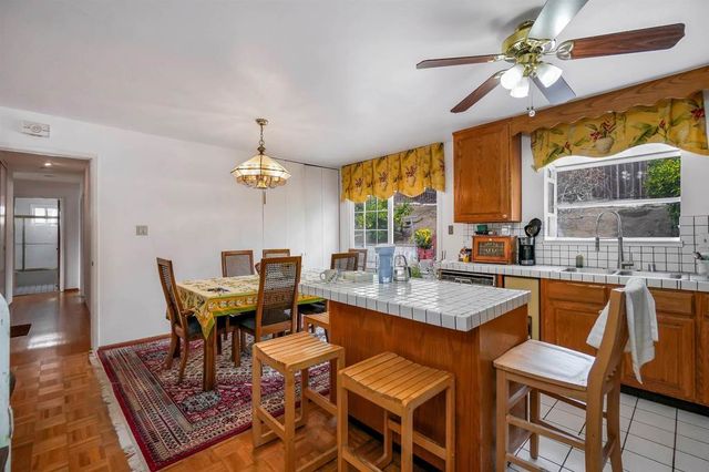 19560 Stanton Ave, Castro Valley, CA 94546