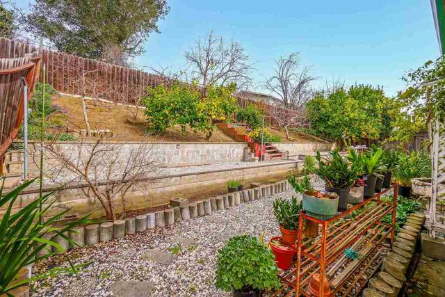 19560 Stanton Ave, Castro Valley, CA 94546