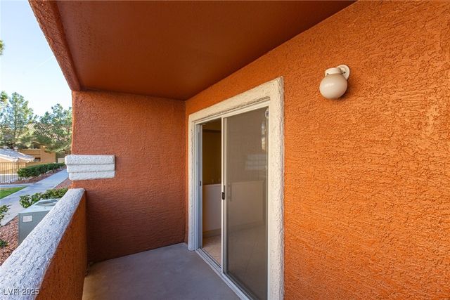 8101 West Flamingo Road 1044, Las Vegas, NV 89147