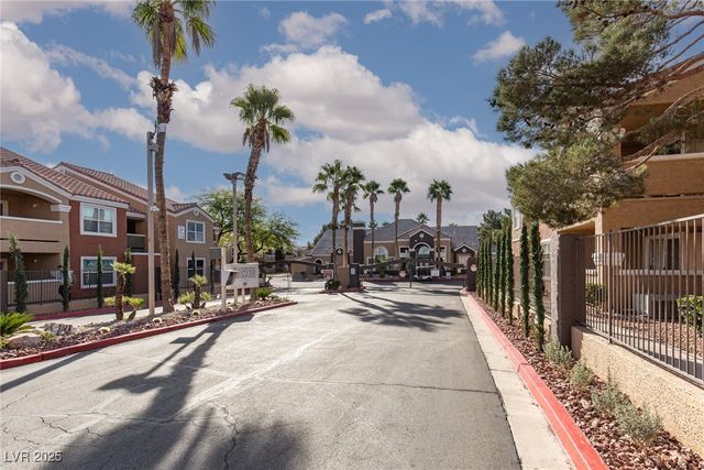 8101 West Flamingo Road 1044, Las Vegas, NV 89147