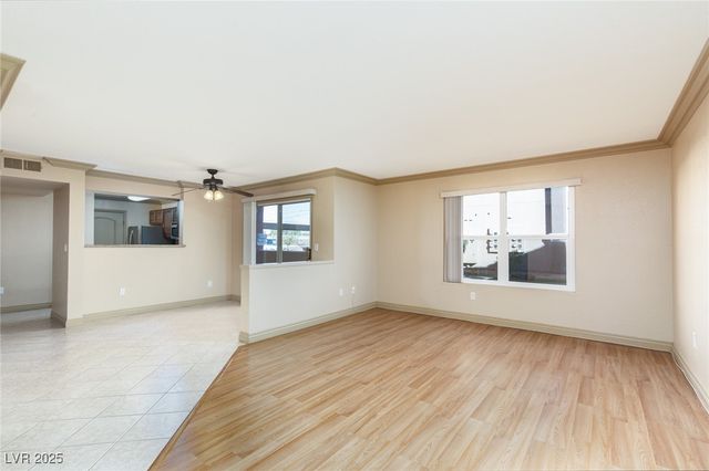 8101 West Flamingo Road 1044, Las Vegas, NV 89147