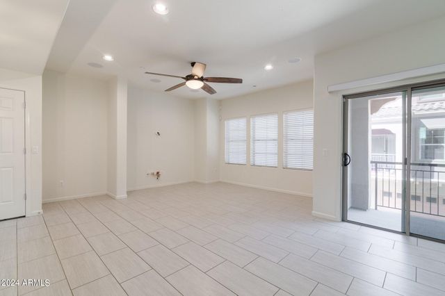 3935 E ROUGH RIDER Road 1253, Phoenix, AZ 85050