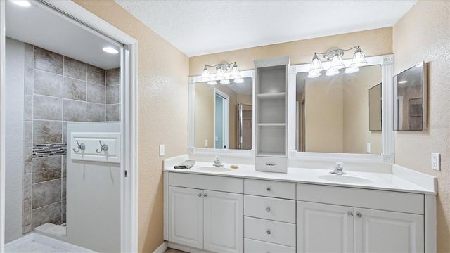 7527 MARSH ORCHID CIRCLE, Bradenton, FL 34203