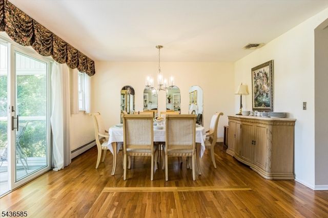5 Pinewood Ter, Fairfield Twp., NJ 07004