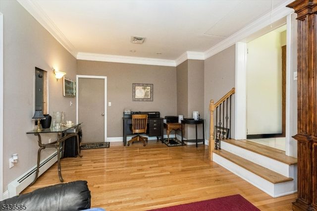 5 Pinewood Ter, Fairfield Twp., NJ 07004
