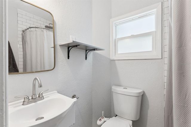 183 E PINE AVENUE, Longwood, FL 32750