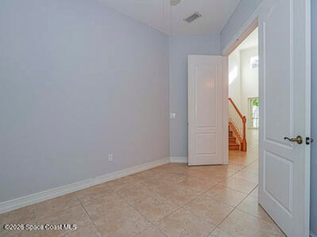 1835 Bridgepointe Circle 18, Vero Beach, FL 32967