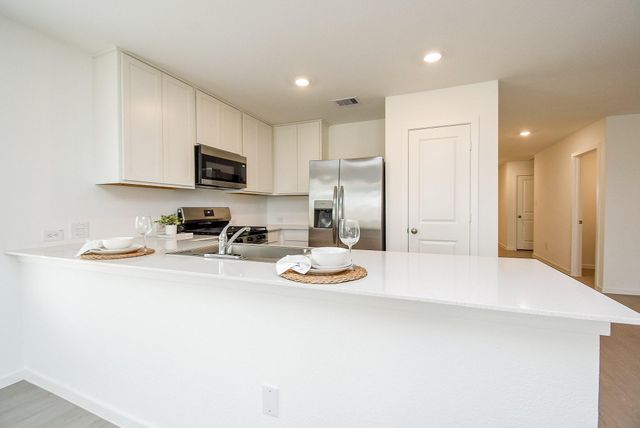 2317 Graycliff Estate Lane, League City, TX 77573