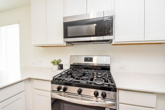 2317 Graycliff Estate Lane, League City, TX 77573