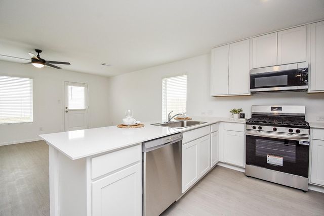 2317 Graycliff Estate Lane, League City, TX 77573