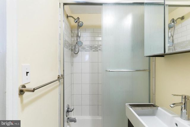 1343 E HEWSON ST, Philadelphia, PA 19125