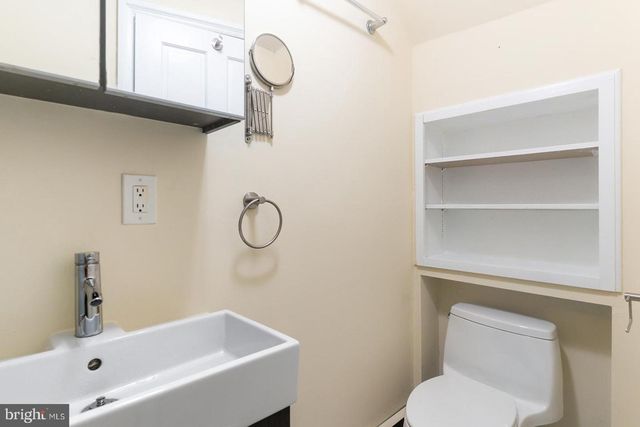 1343 E HEWSON ST, Philadelphia, PA 19125