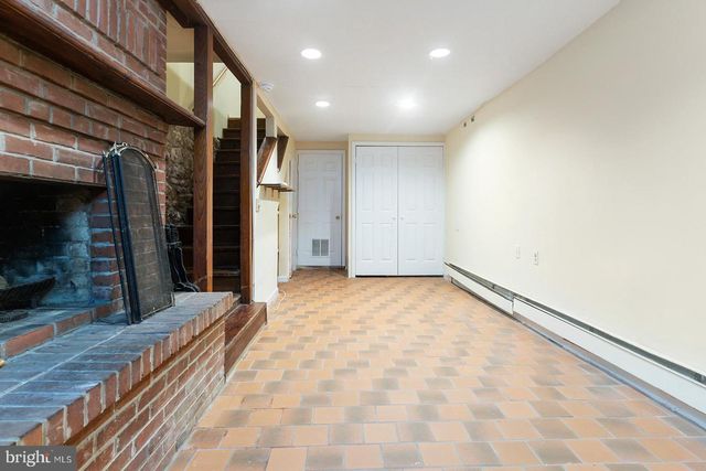 1343 E HEWSON ST, Philadelphia, PA 19125