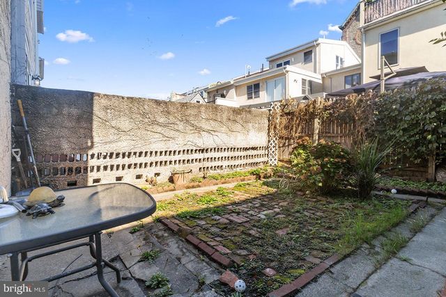 1343 E HEWSON ST, Philadelphia, PA 19125