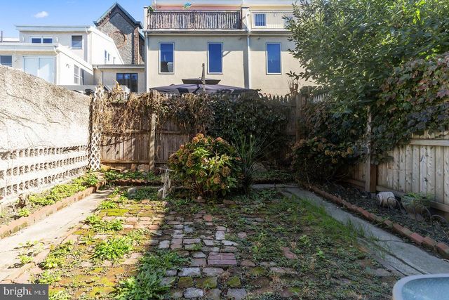 1343 E HEWSON ST, Philadelphia, PA 19125