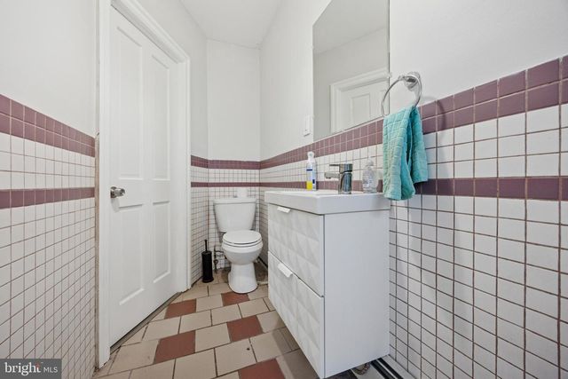 1343 E HEWSON ST, Philadelphia, PA 19125