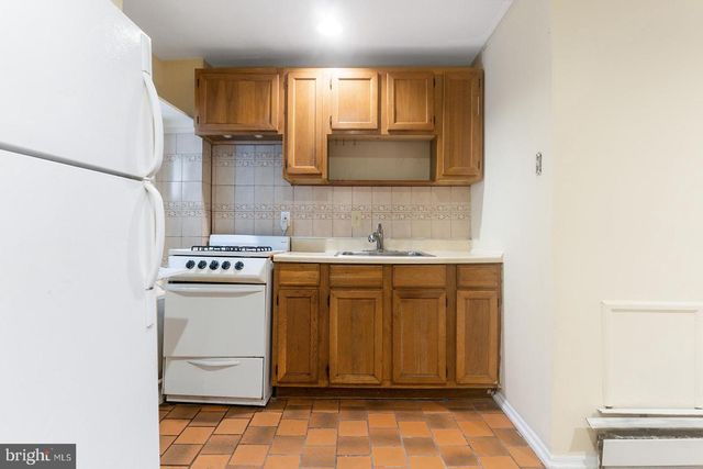 1343 E HEWSON ST, Philadelphia, PA 19125