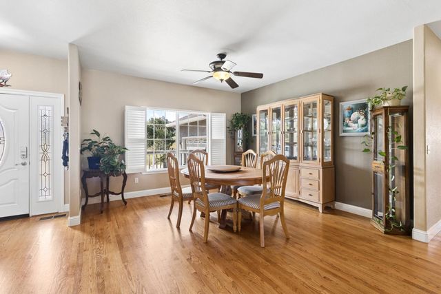 6554 Usher Dr, Valley Springs, CA 95252