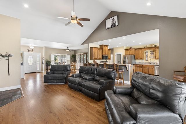 6554 Usher Dr, Valley Springs, CA 95252