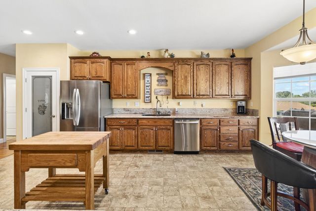 6554 Usher Dr, Valley Springs, CA 95252