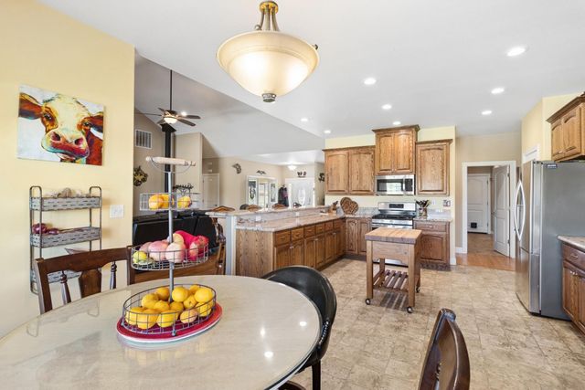 6554 Usher Dr, Valley Springs, CA 95252