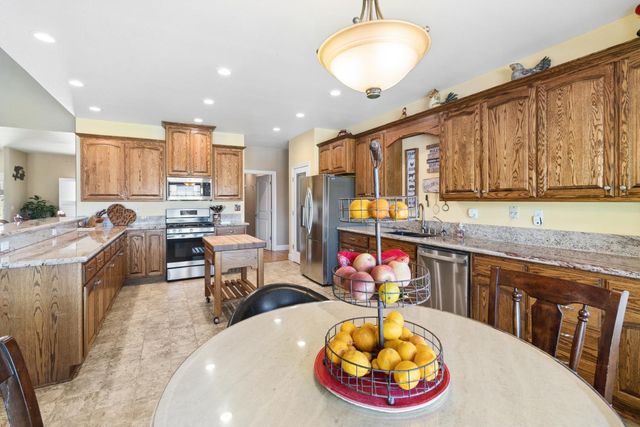 6554 Usher Dr, Valley Springs, CA 95252