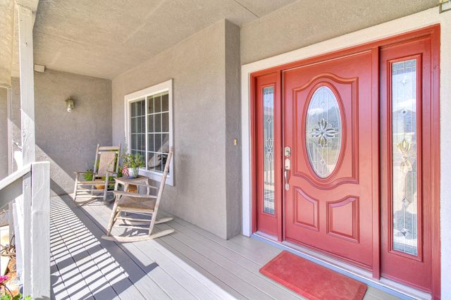 6554 Usher Dr, Valley Springs, CA 95252