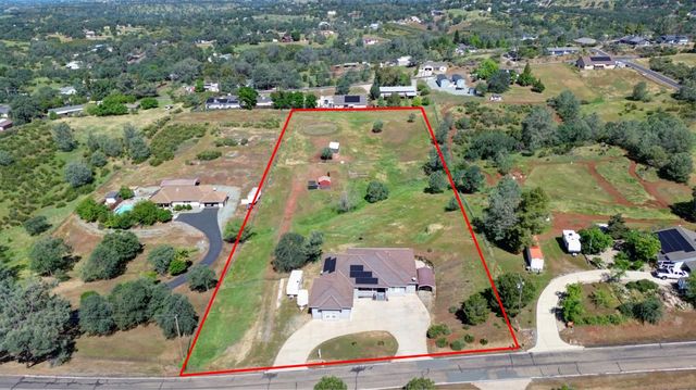 6554 Usher Dr, Valley Springs, CA 95252
