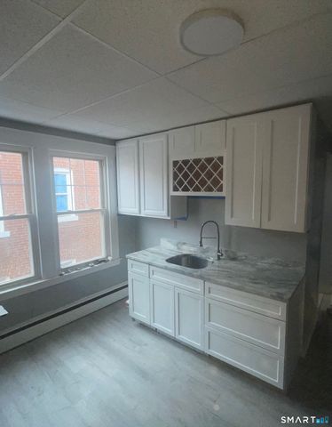 22 Wilcox Street 3N, New Britain, CT 06051