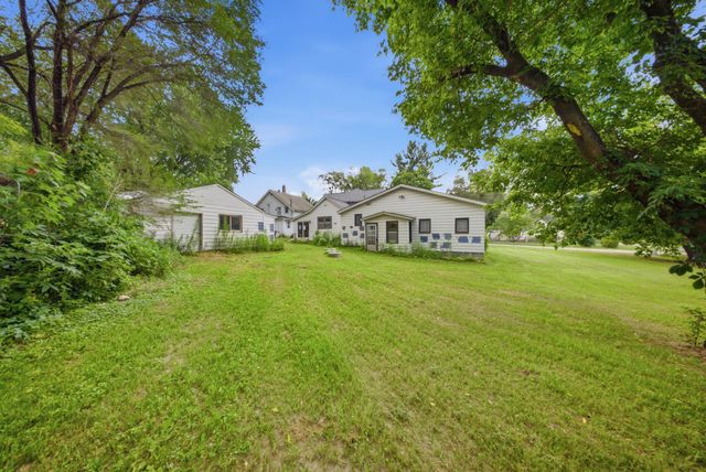 42 Church Street, Houlton, WI 54082