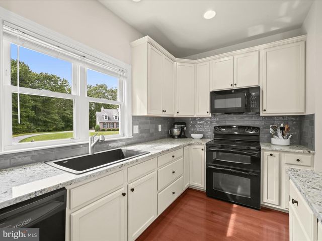 7503 GINA NICOLE LN, Jessup, MD 20794